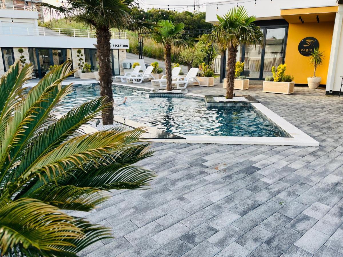 Art'S Apartment Mit Pool Ulcinj Pinjes Exteriér fotografie