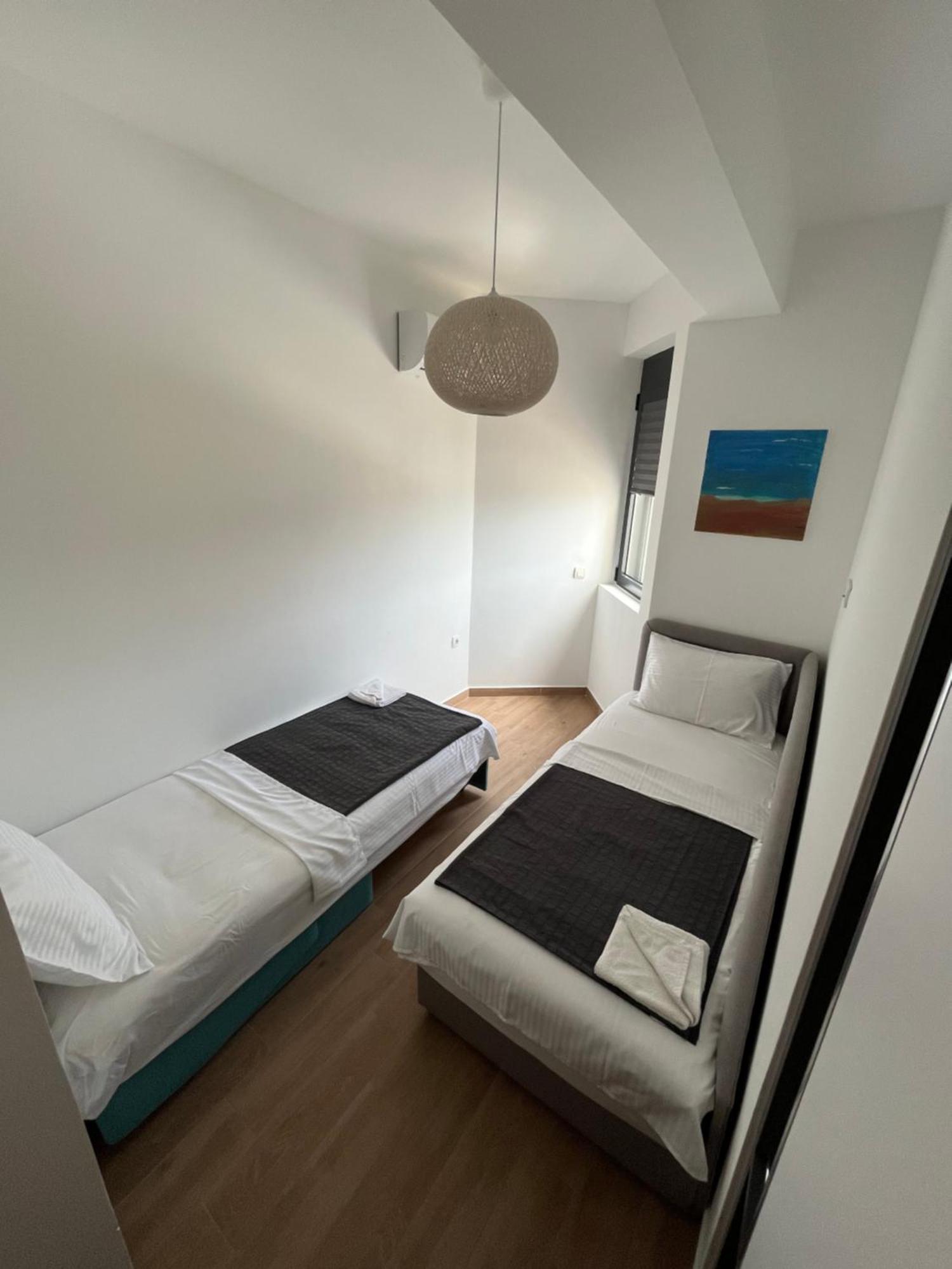 Art'S Apartment Mit Pool Ulcinj Pinjes Exteriér fotografie